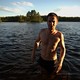 Rasťo v jazere Yli-Juumajärvi